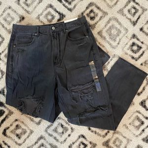 NWT! American Eagle Mom Jean